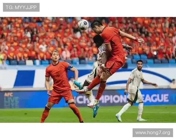 在8波足球即时比分网上查看实时比分和比赛直播,享受高清流畅的足球观赛体验